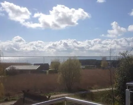 Residenz Am Hafen Neptunsuite Διαμέρισμα Ahrenshoop