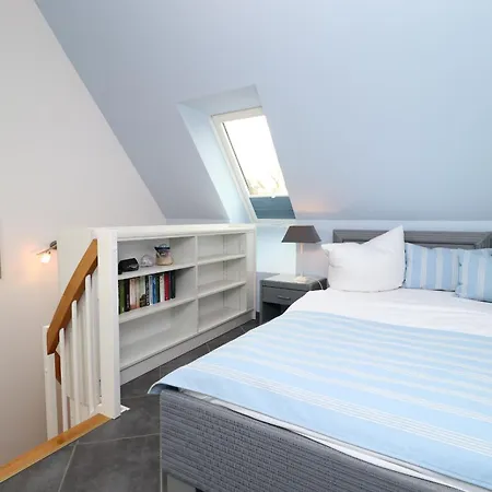 Residenz Am Hafen Neptunsuite Διαμέρισμα Ahrenshoop